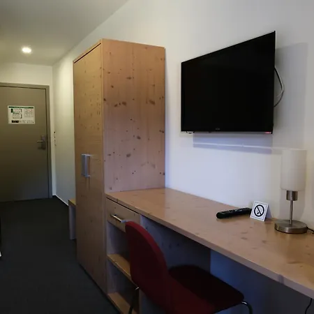 Butz Hotel